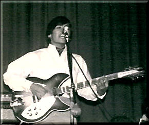 Billy on stage with 360/12 OS