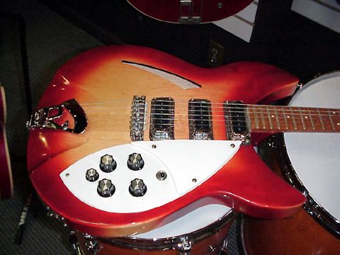 Rickenbacker 340