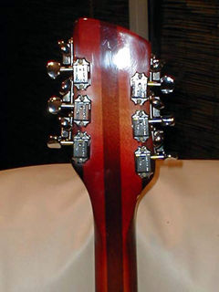 Rickenbacker Model 381/12V69 (3 pu)