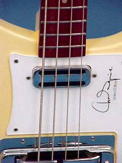 Rickenbacker Model 4001CS