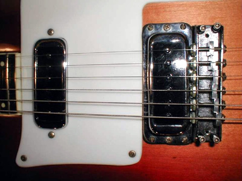 Rickenbacker Model 480