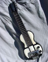 Rickenbacker Model B7